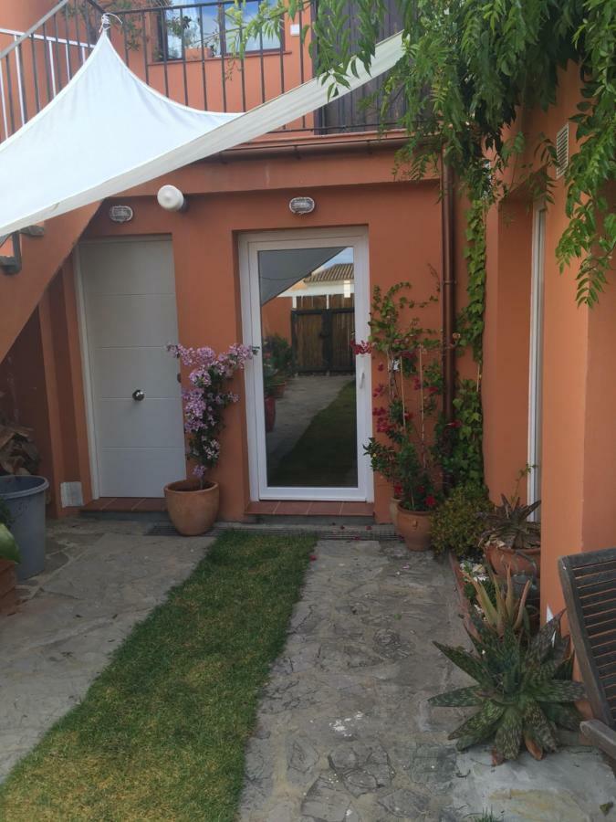 Beach Apartment Garden And Wifi ตาริฟา ภายนอก รูปภาพ